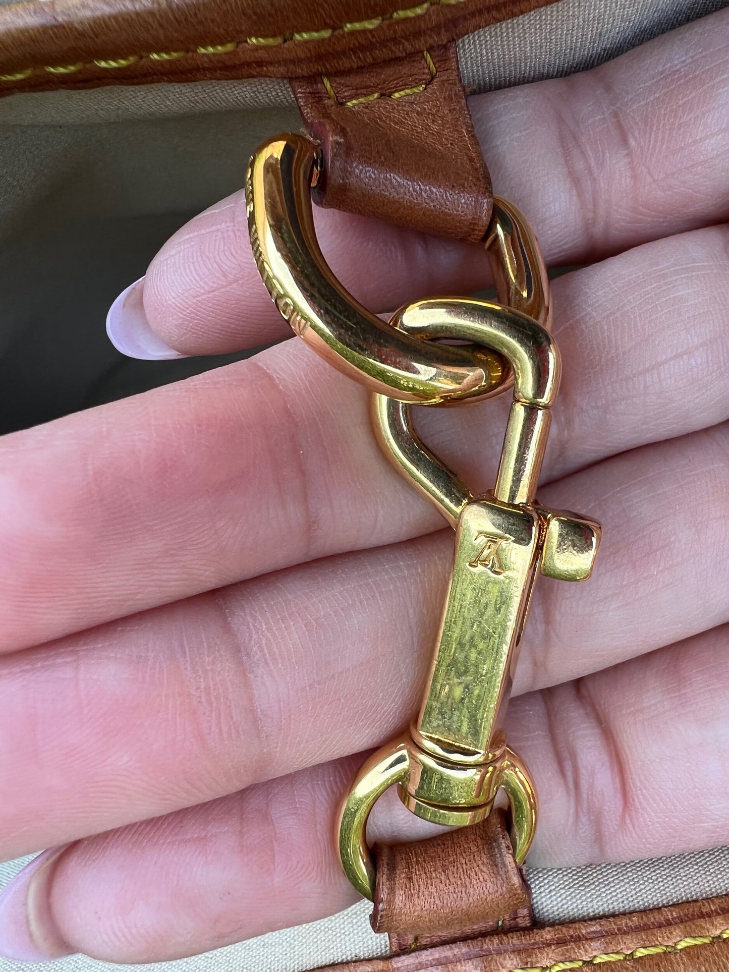 Limited Edition Gold Dentelle Batignolles