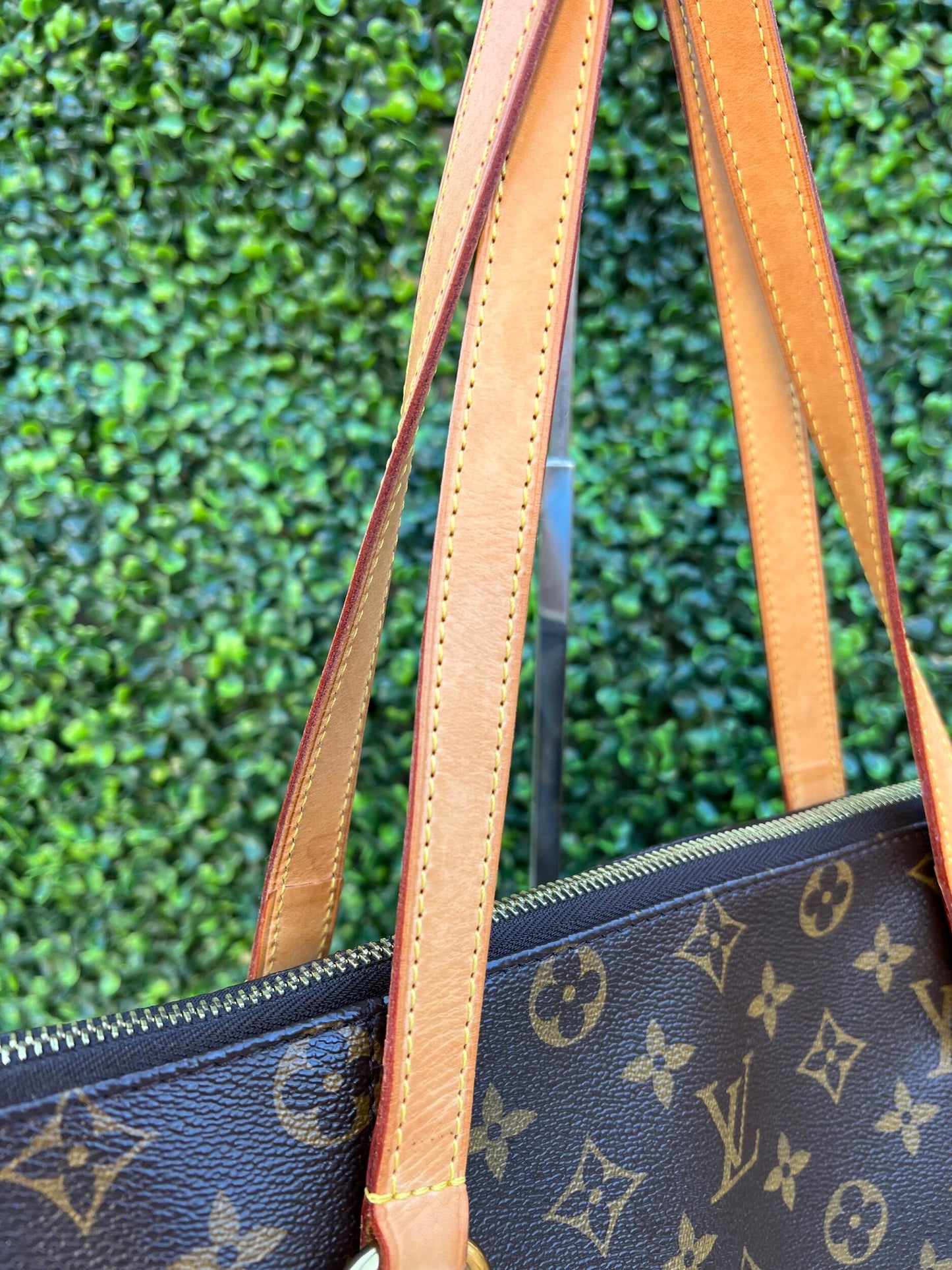 Authentic LV Monogram Totally MM Tote