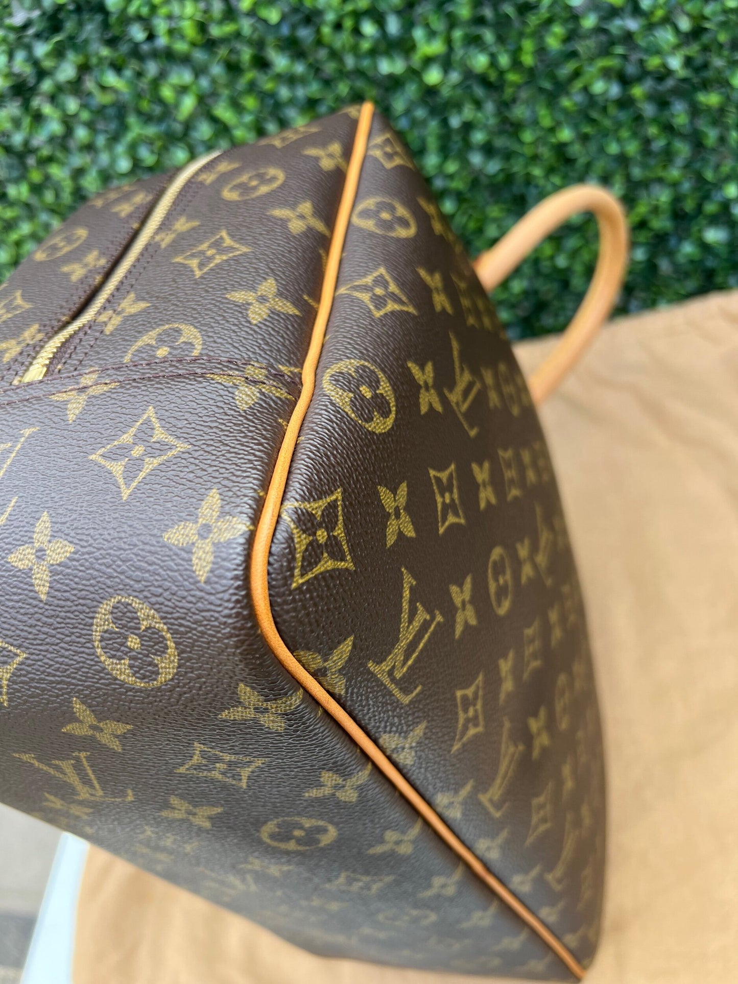 Authentic Preowned Louis Vuitton Deauville Bag