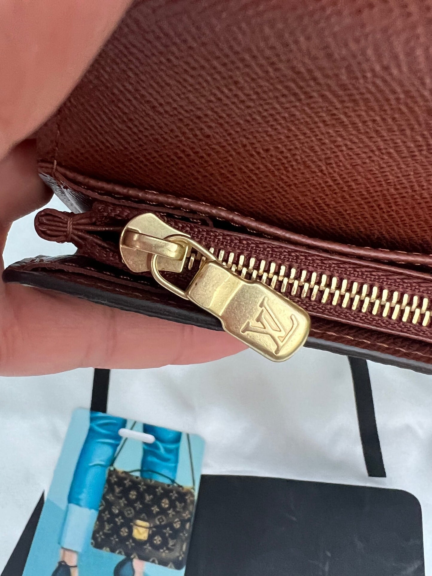 Authentic LV Sarah Monogram Wallet New Model with Crossbody Purse Insert Kit