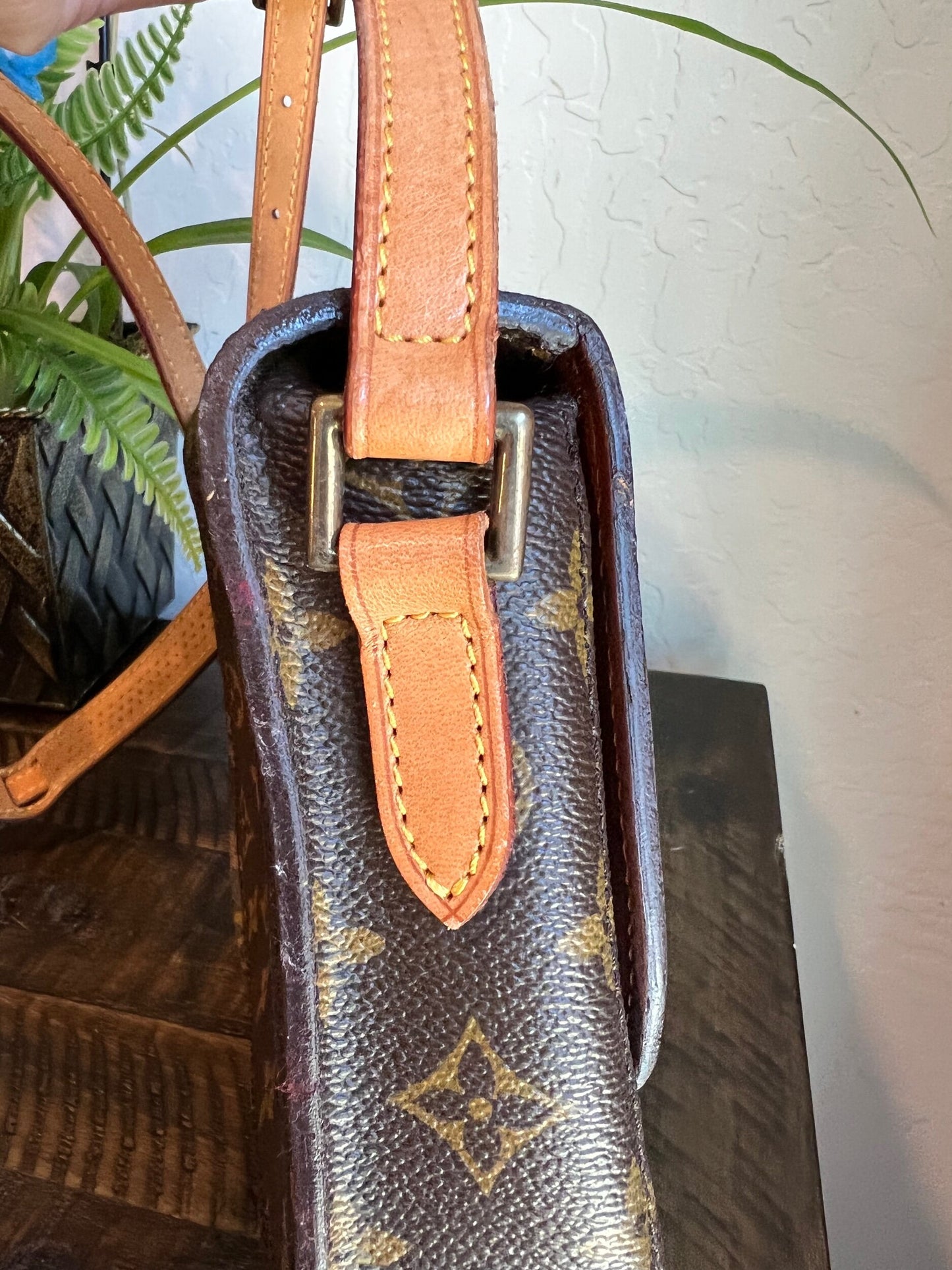 Vintage Saint Cloud MM Crossbody Bag
