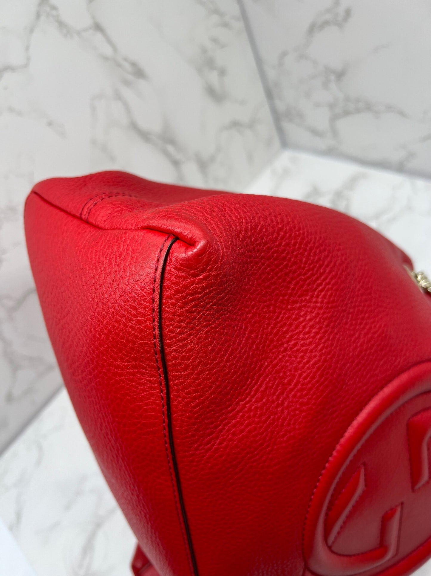 GG Medium Soho Double Chain Pebbled Leather Red