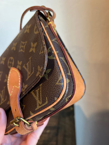 Vintage Cartouchiere PM Crossbody Bag