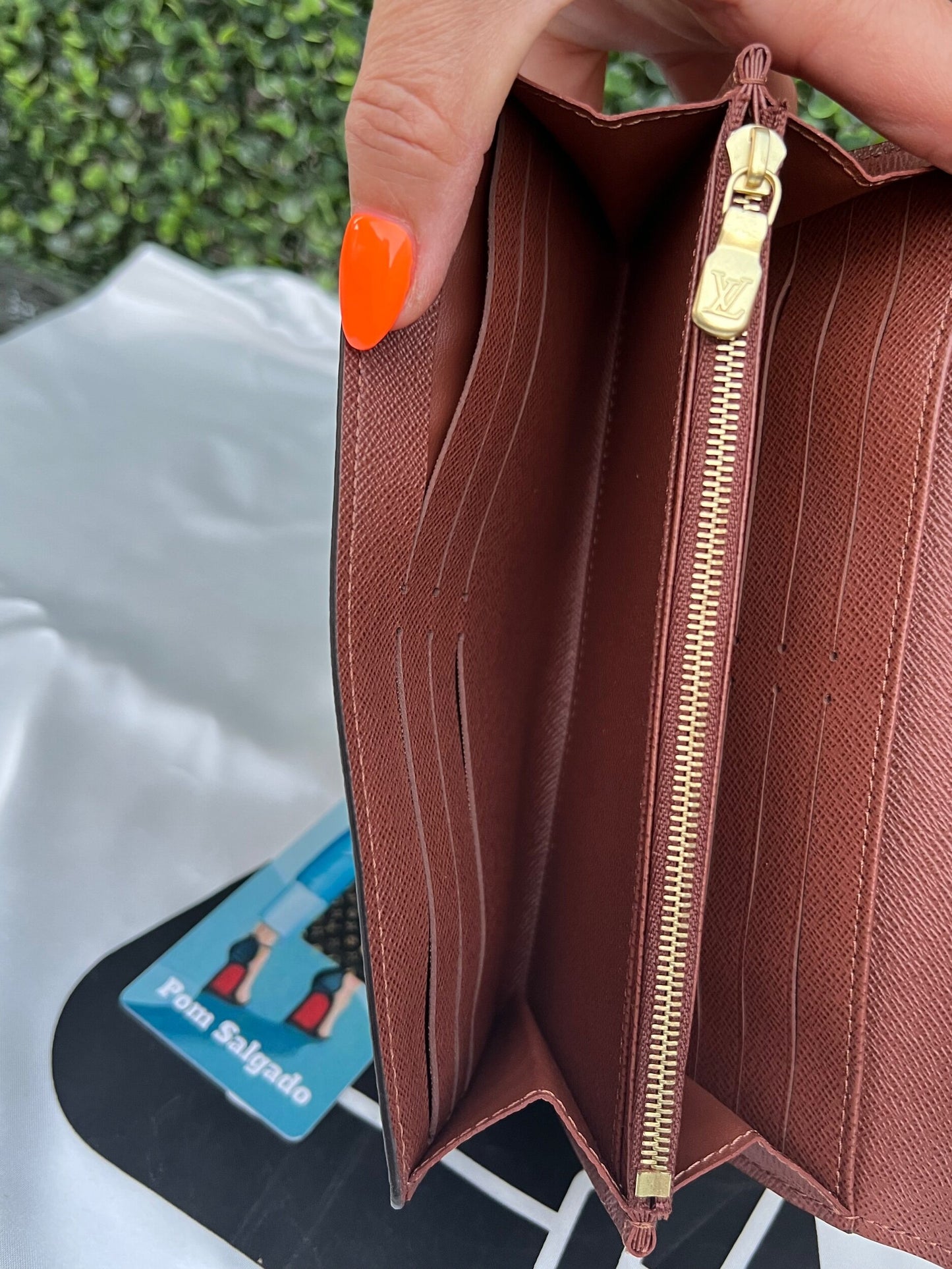 Authentic LV Sarah Monogram Wallet New Model with Crossbody Purse Insert Kit