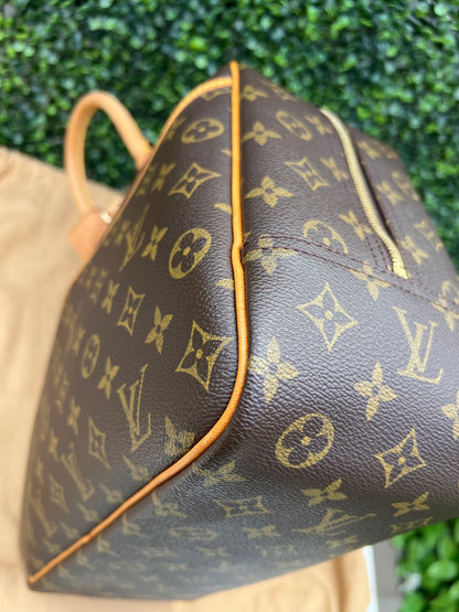 Authentic Preowned Louis Vuitton Deauville Bag