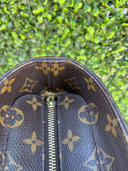 Authentic Preowned LV Luco Tote Monogram