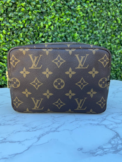 Authentic Preowned LV Monogram Trousse Toilette 18