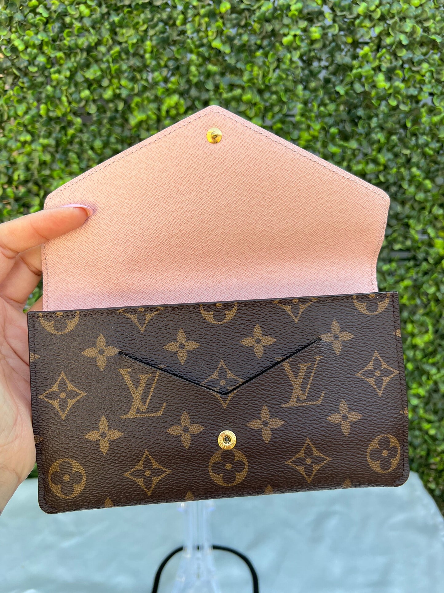 Authentic Preowned Louis Vuitton Jeanne Wallet Monogram Canvas Rose Ballerine with Card Case & Zip Pouch Inserts