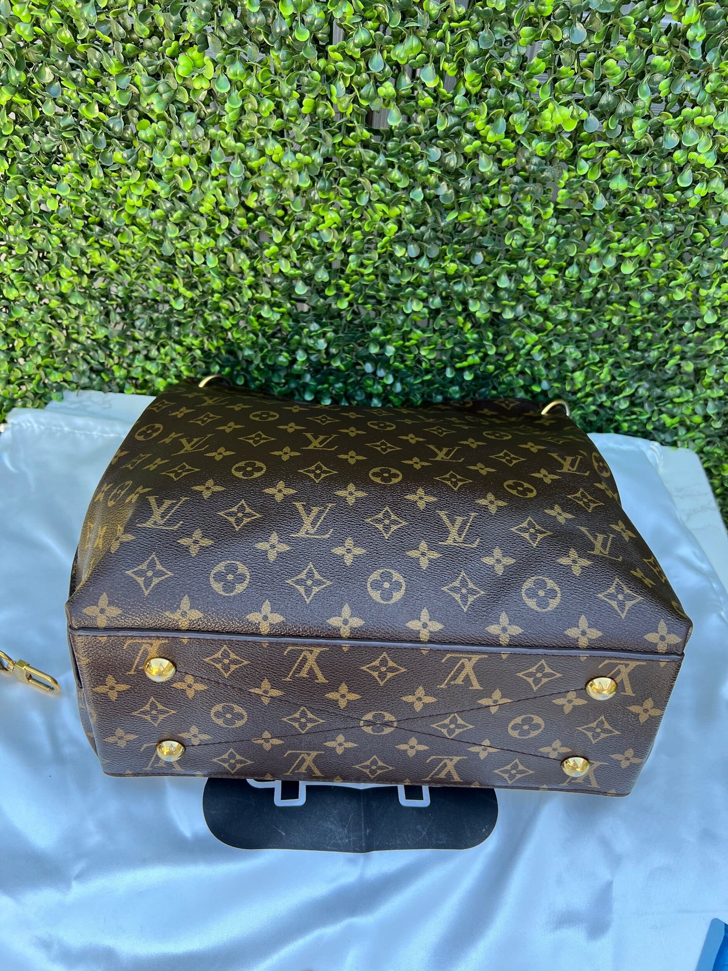Authentic Preowned LV Metis Hobo Monogram Bag