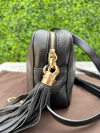 Soho Disco Pebbled Leather Crossbody Bag in Black