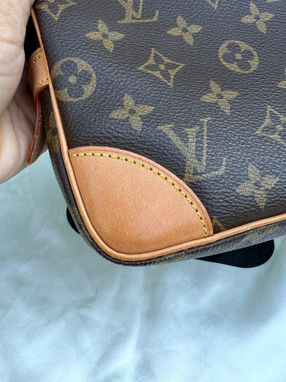 Authentic Preowned Louis Vuitton Marly Dragonne Clutch Monogram Canvas