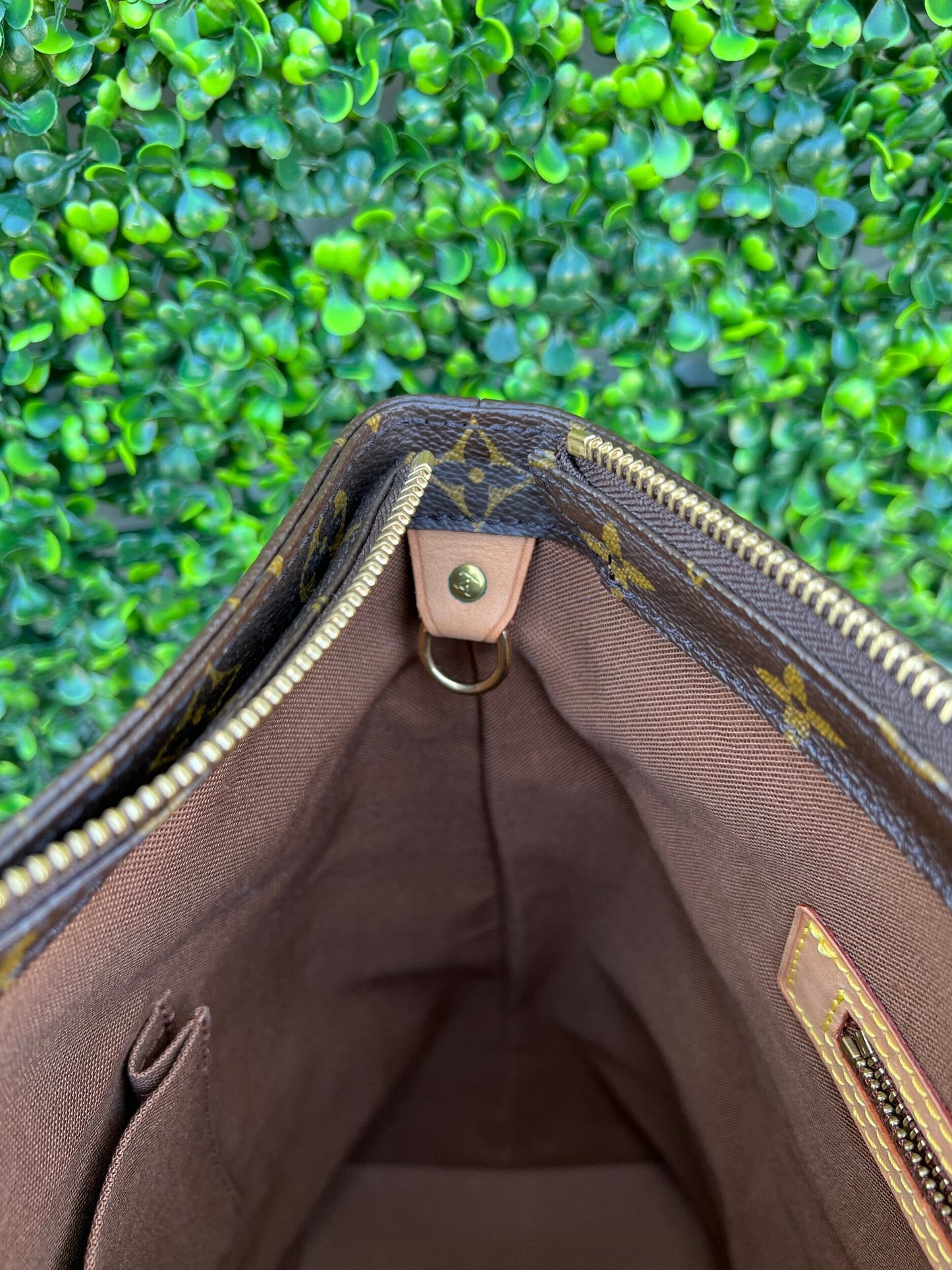 Monogram Canvas Cabas Mezzo Tote