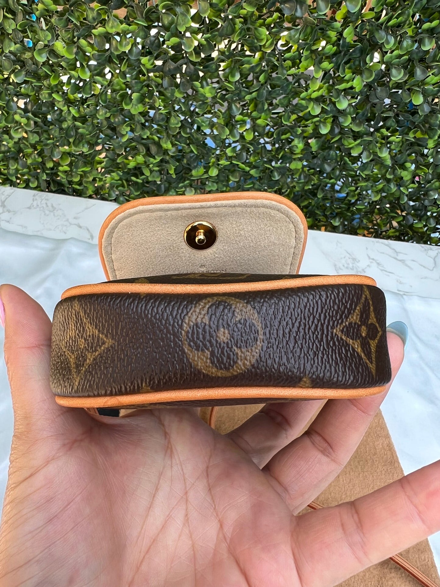 Authentic Preowned Louis Vuitton Monogram Canvas Cancun Pochette Bag.