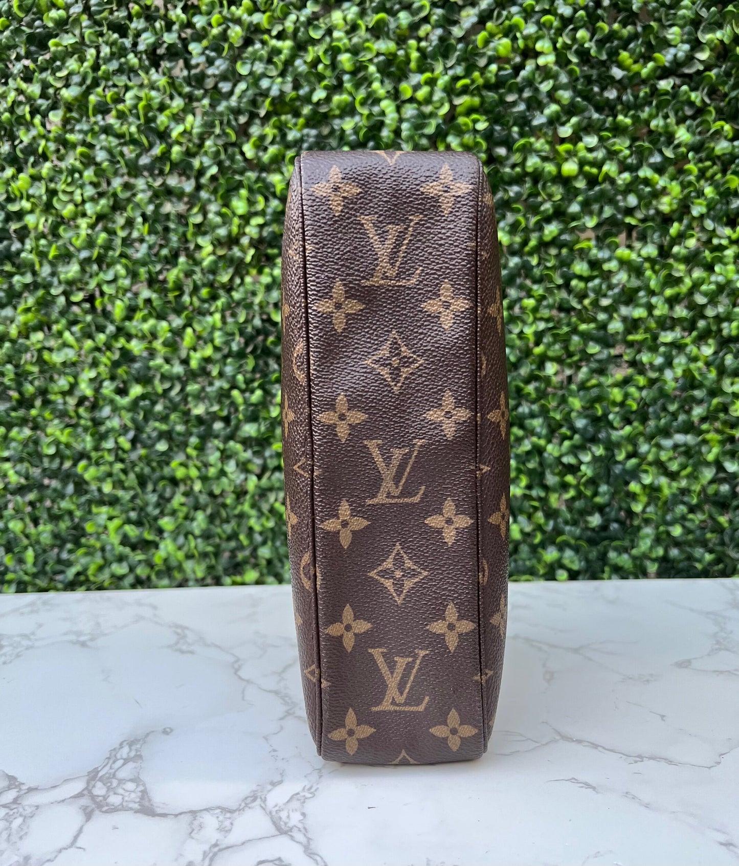 Trousse Toilette 23 Monogram