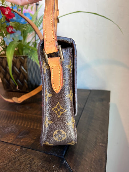 Vintage Saint Cloud MM Crossbody Bag
