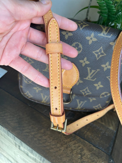Vintage Saint Cloud MM Crossbody Bag