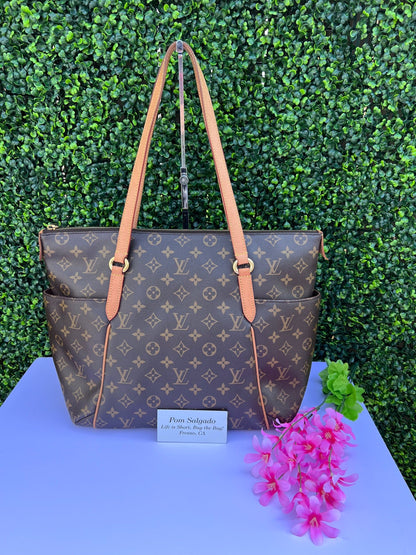 Totally MM Monogram Canvas Tote Bag