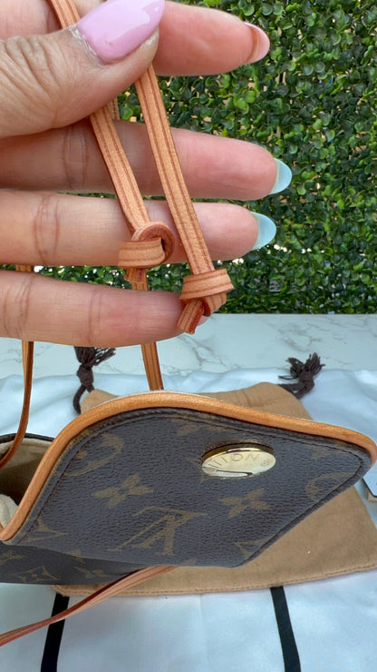 Authentic Preowned Louis Vuitton Monogram Canvas Cancun Pochette Bag.