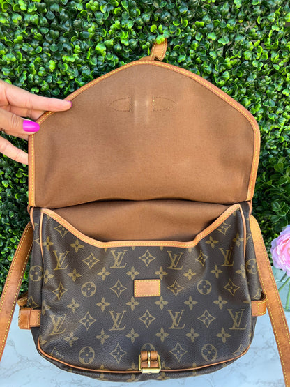 Saumur 30 Messenger Crossbody Bag