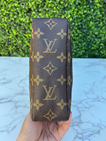 Authentic Preowned LV Monogram Trousse Toilette 18