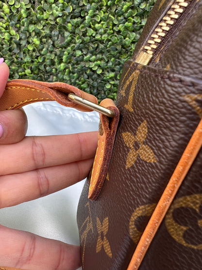 Authentic Preowned Louis Vuitton Trocadero 27 Bag