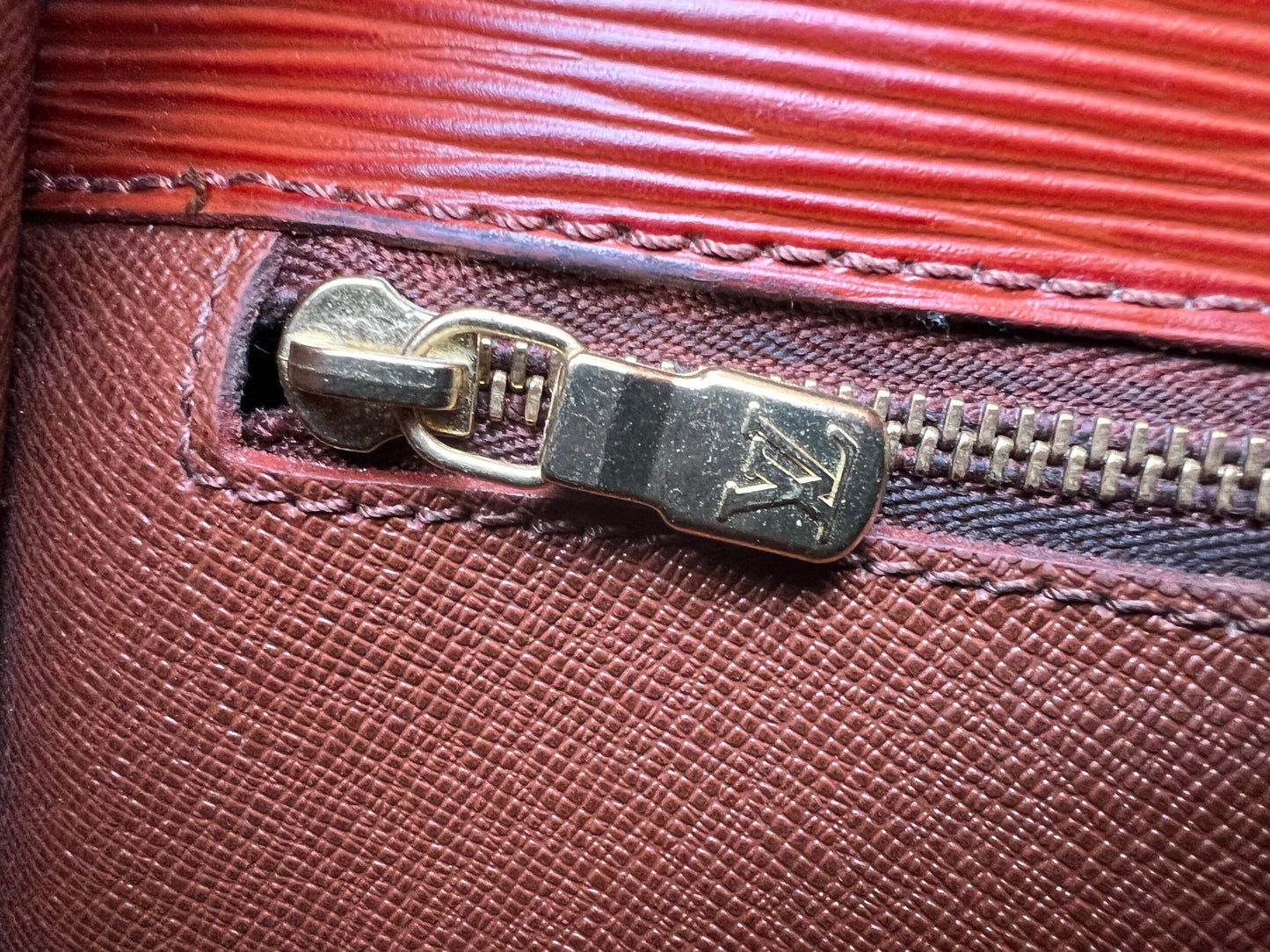 Authentic Preowned Louis Vuitton Kenyan Fawn Epi Saint Cloud GM Bag