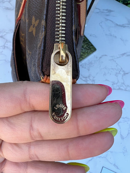 Authentic LV Monogram Totally MM Tote