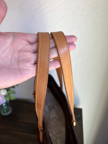 Luco Tote Monogram