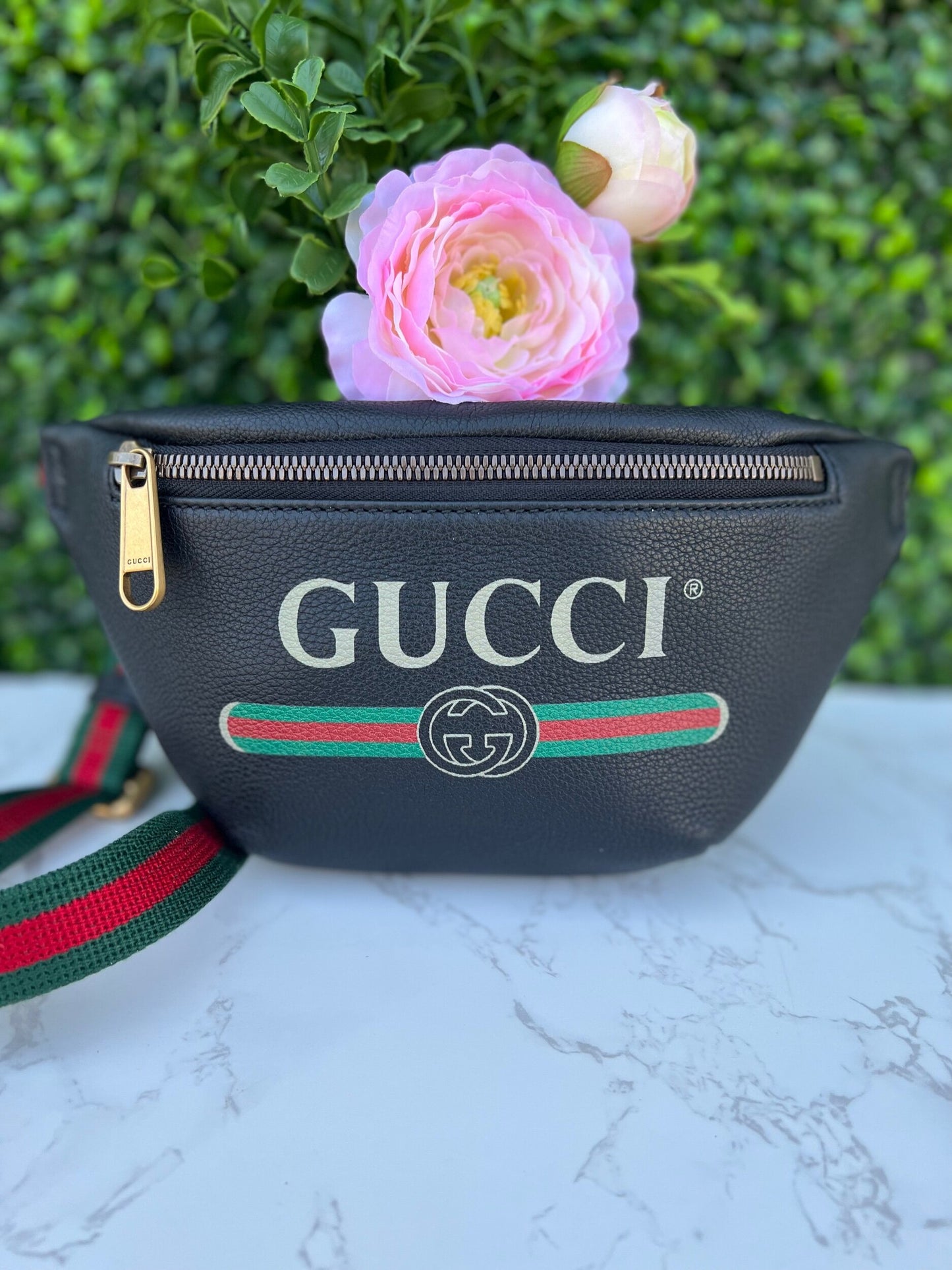 Small GG Logo Print Leather Belt Bag in Black