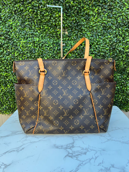 Authentic LV Monogram Totally MM Tote