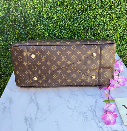 Artsy MM Monogram