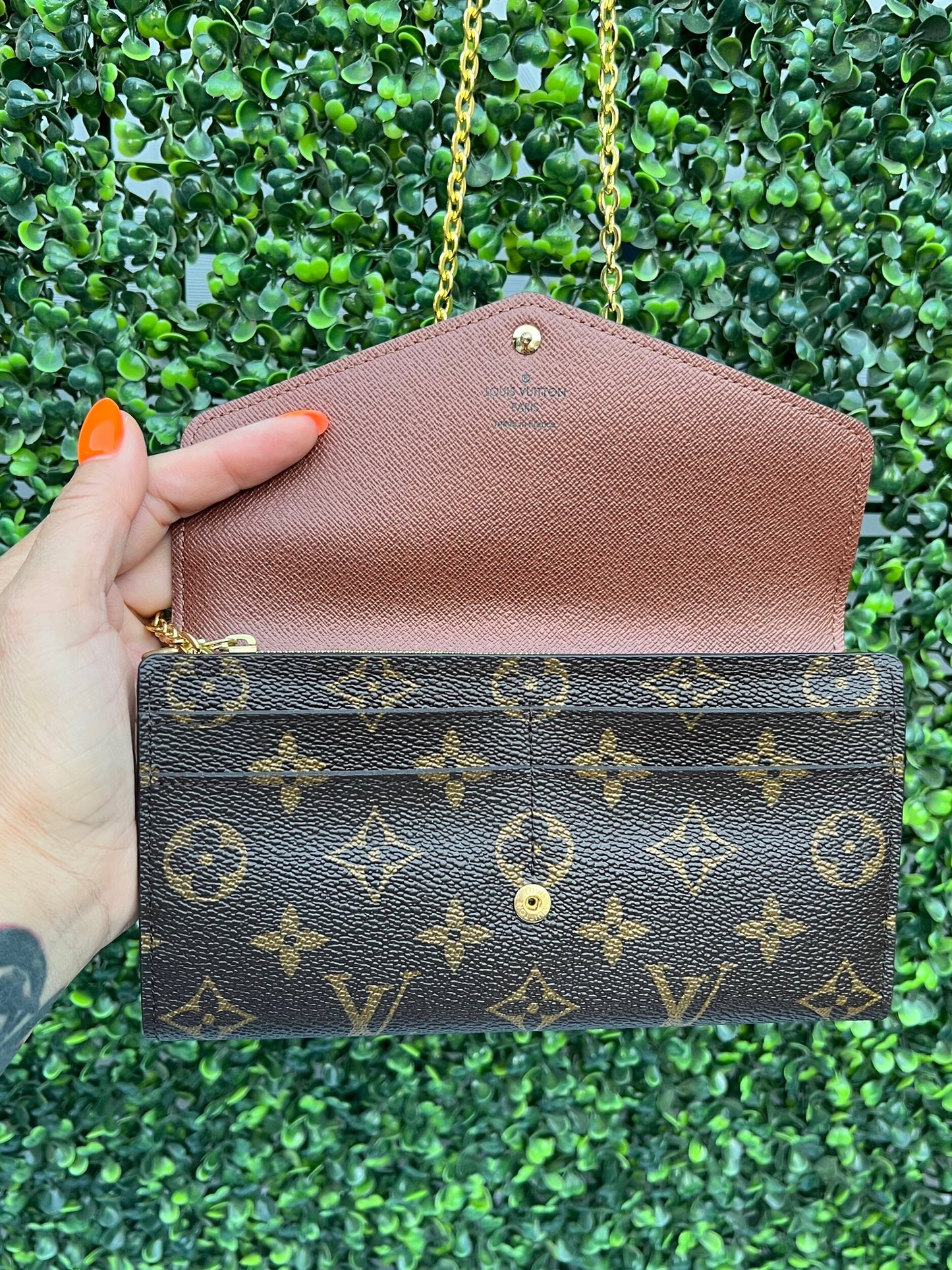 Authentic LV Sarah Monogram Wallet New Model with Crossbody Purse Insert Kit