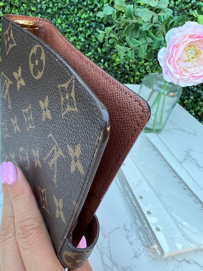 Authentic Preowned  LV Medium Ring Agenda MM