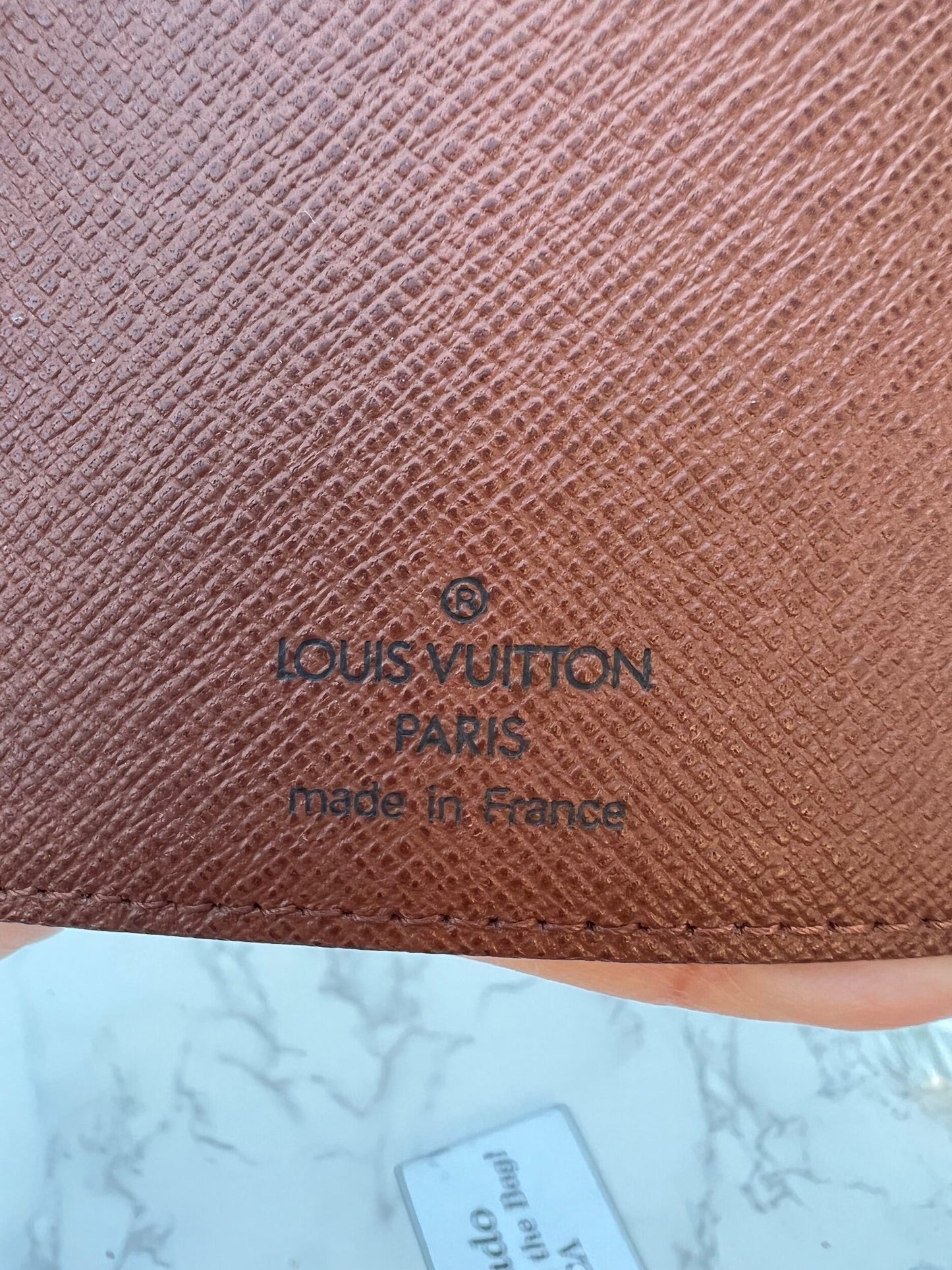 Authentic Preowned  LV Medium Ring Agenda MM