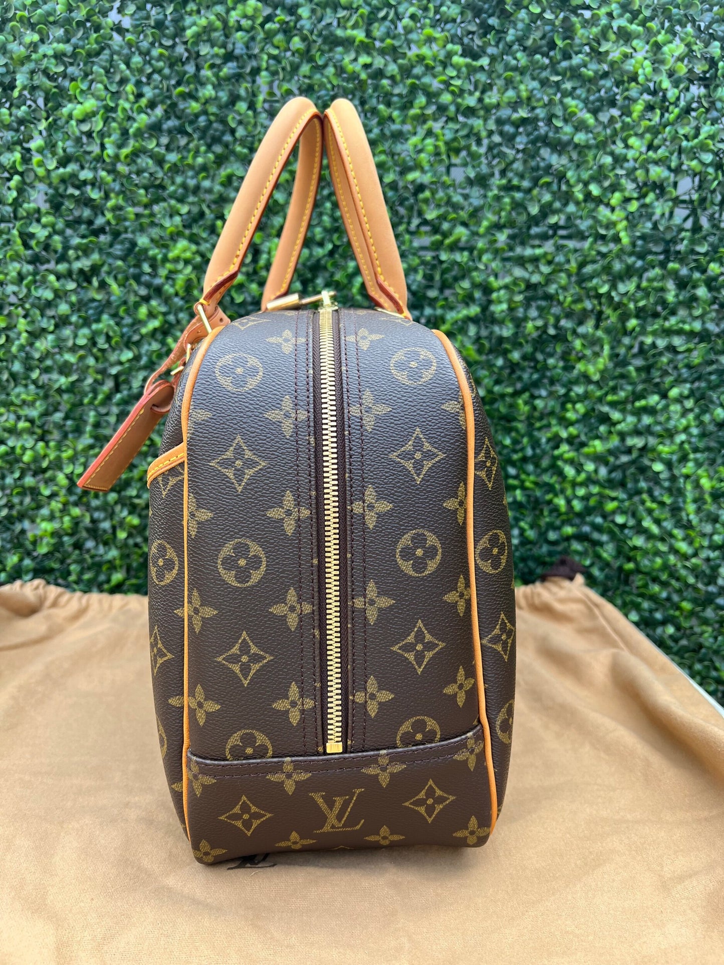 Authentic Preowned Louis Vuitton Deauville Bag
