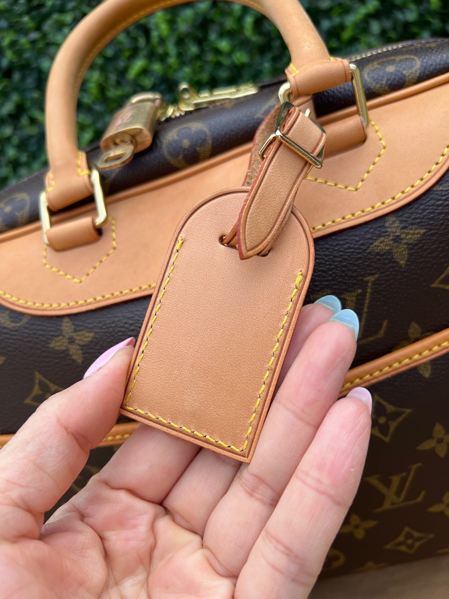Authentic Preowned Louis Vuitton Deauville Bag