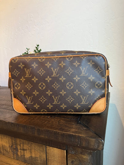 Compiegne 28 Monogram Clutch