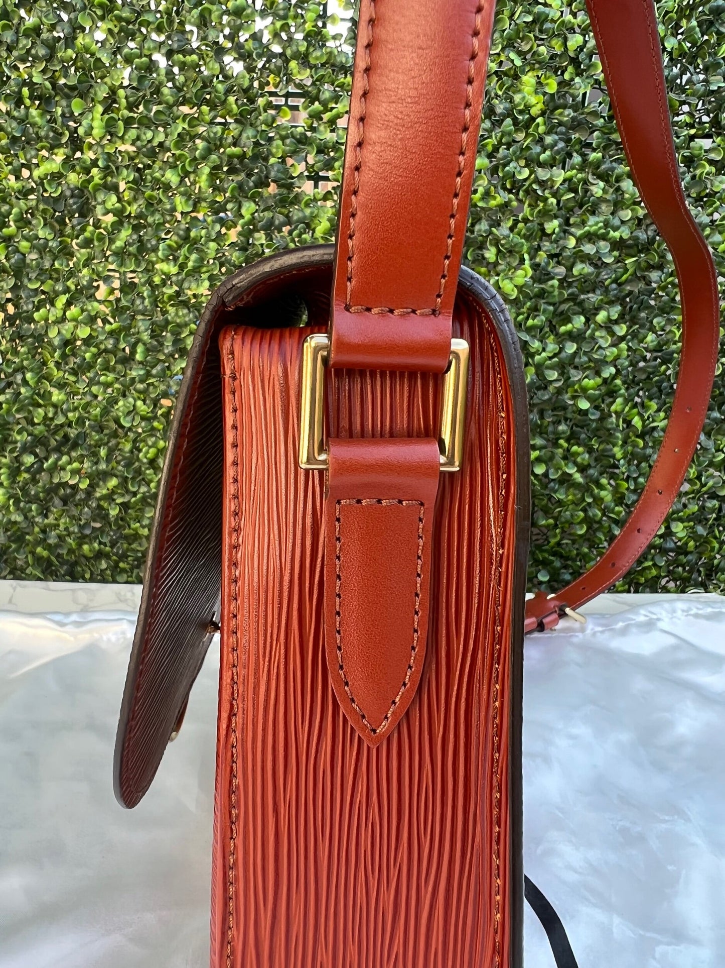 Authentic Preowned Louis Vuitton Kenyan Fawn Epi Saint Cloud GM Bag