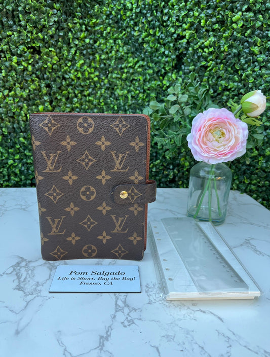 Authentic Preowned  LV Medium Ring Agenda MM
