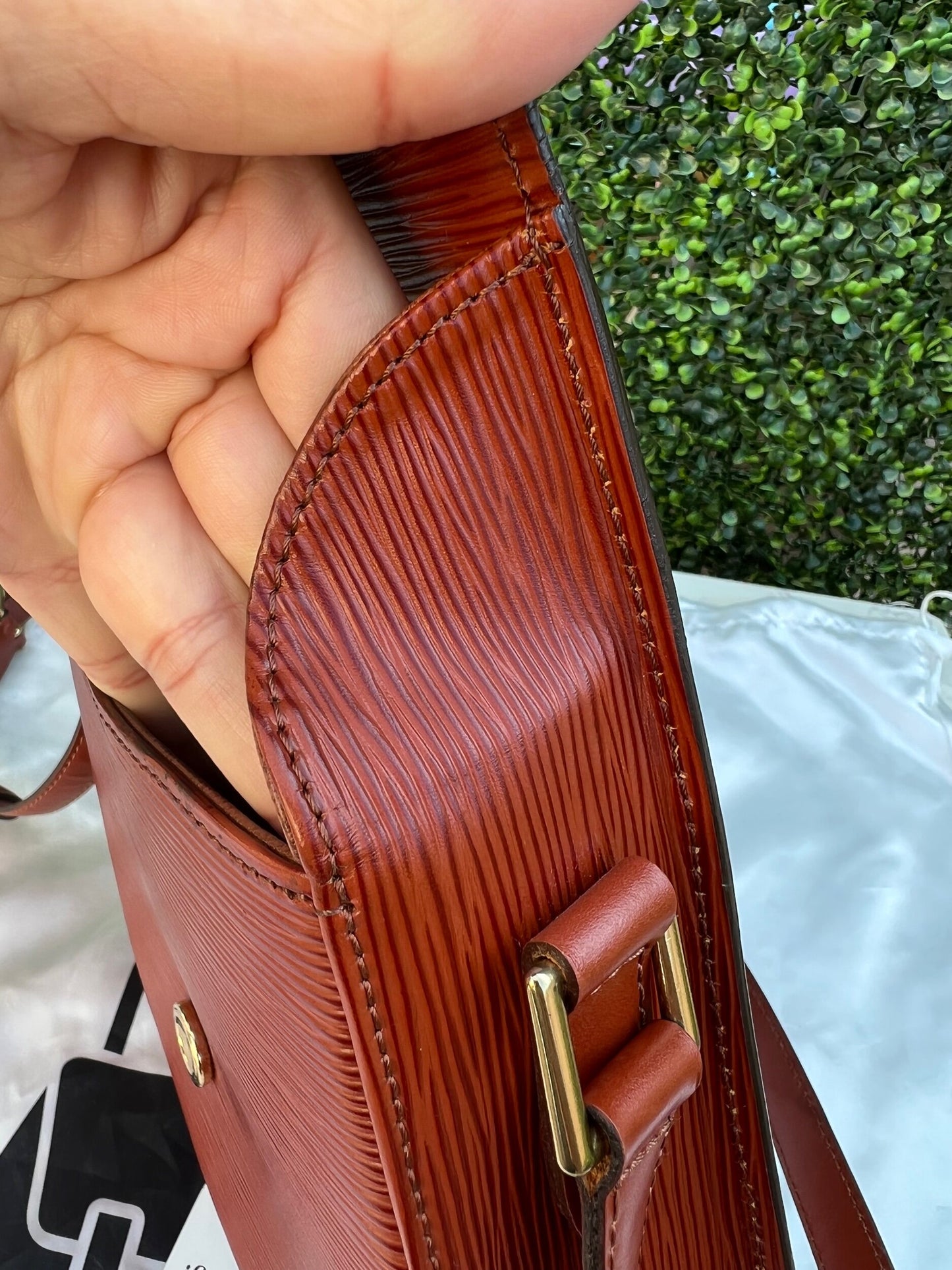 Authentic Preowned Louis Vuitton Kenyan Fawn Epi Saint Cloud GM Bag