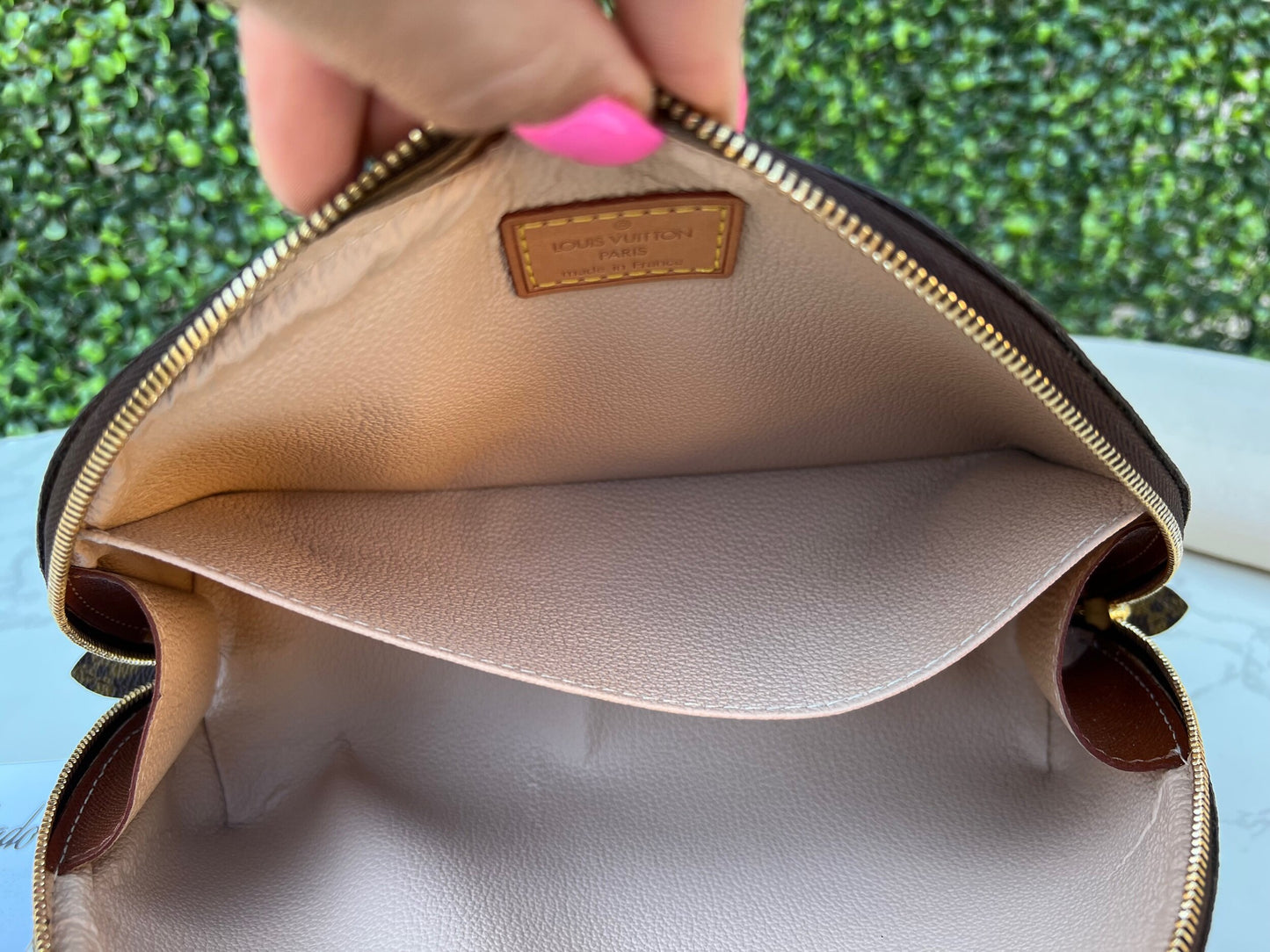 Trousse Demi Ronde Cosmetic Pouch w/Insert Organizer