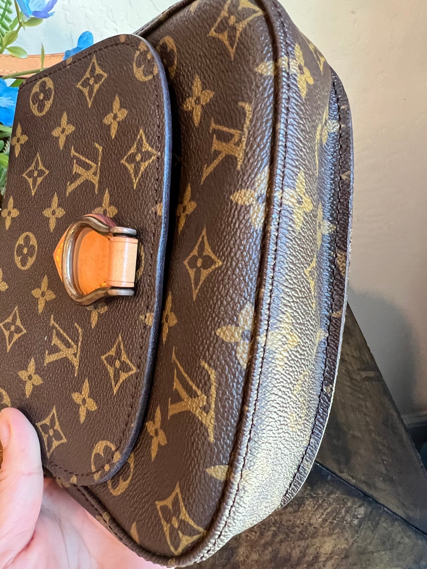 Vintage Saint Cloud MM Crossbody Bag