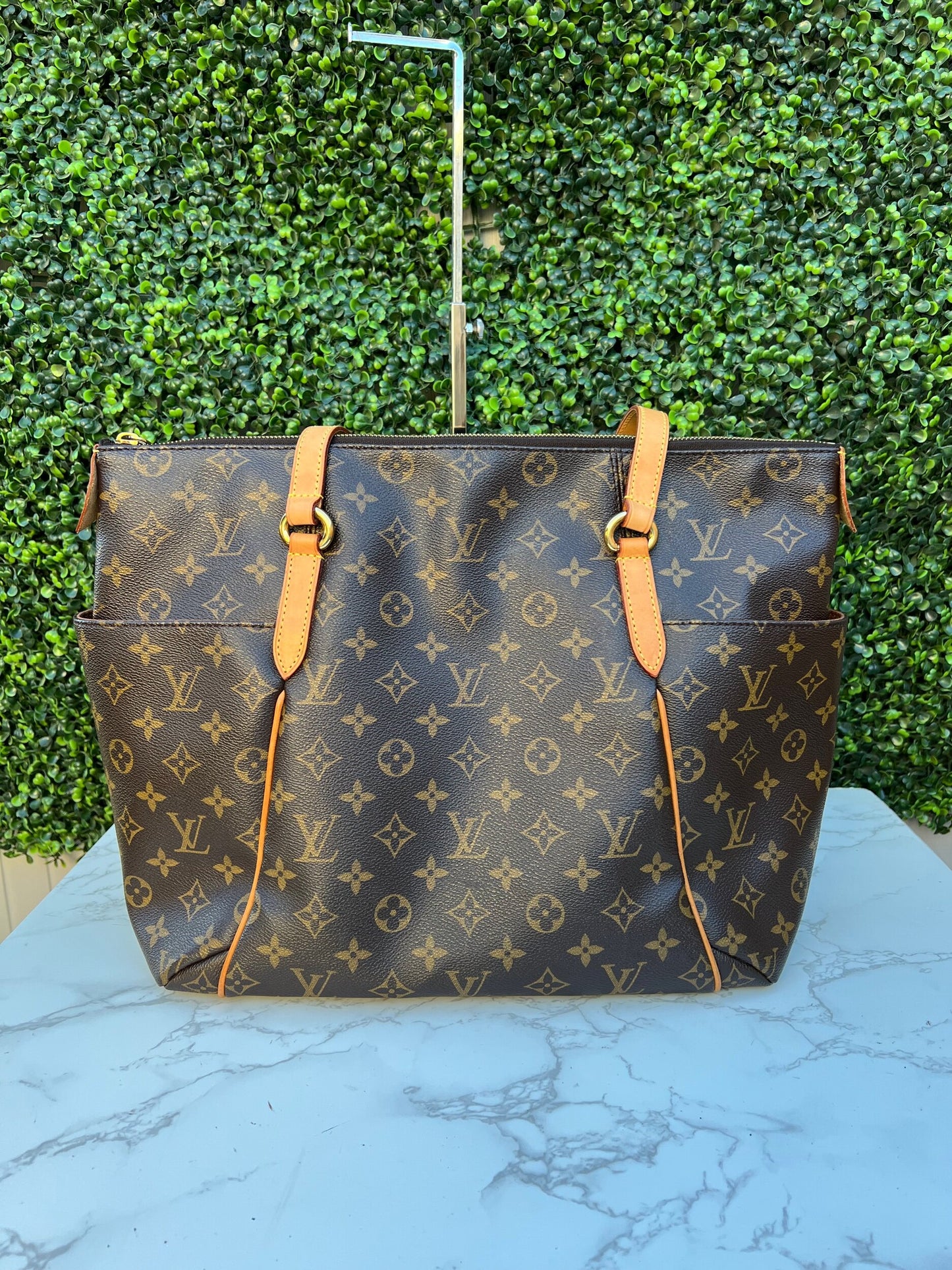 Authentic LV Monogram Totally MM Tote