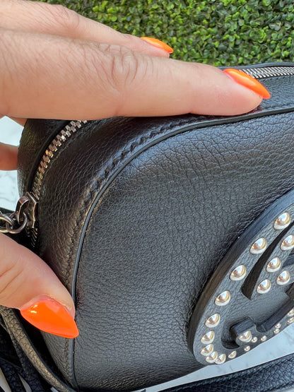 GG Black Pebbled Leather Studded Soho Disco Bag
