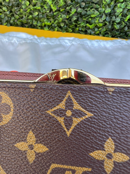 Authentic Preowned Louis Vuitton French Kisslock Monogram Canvas Wallet