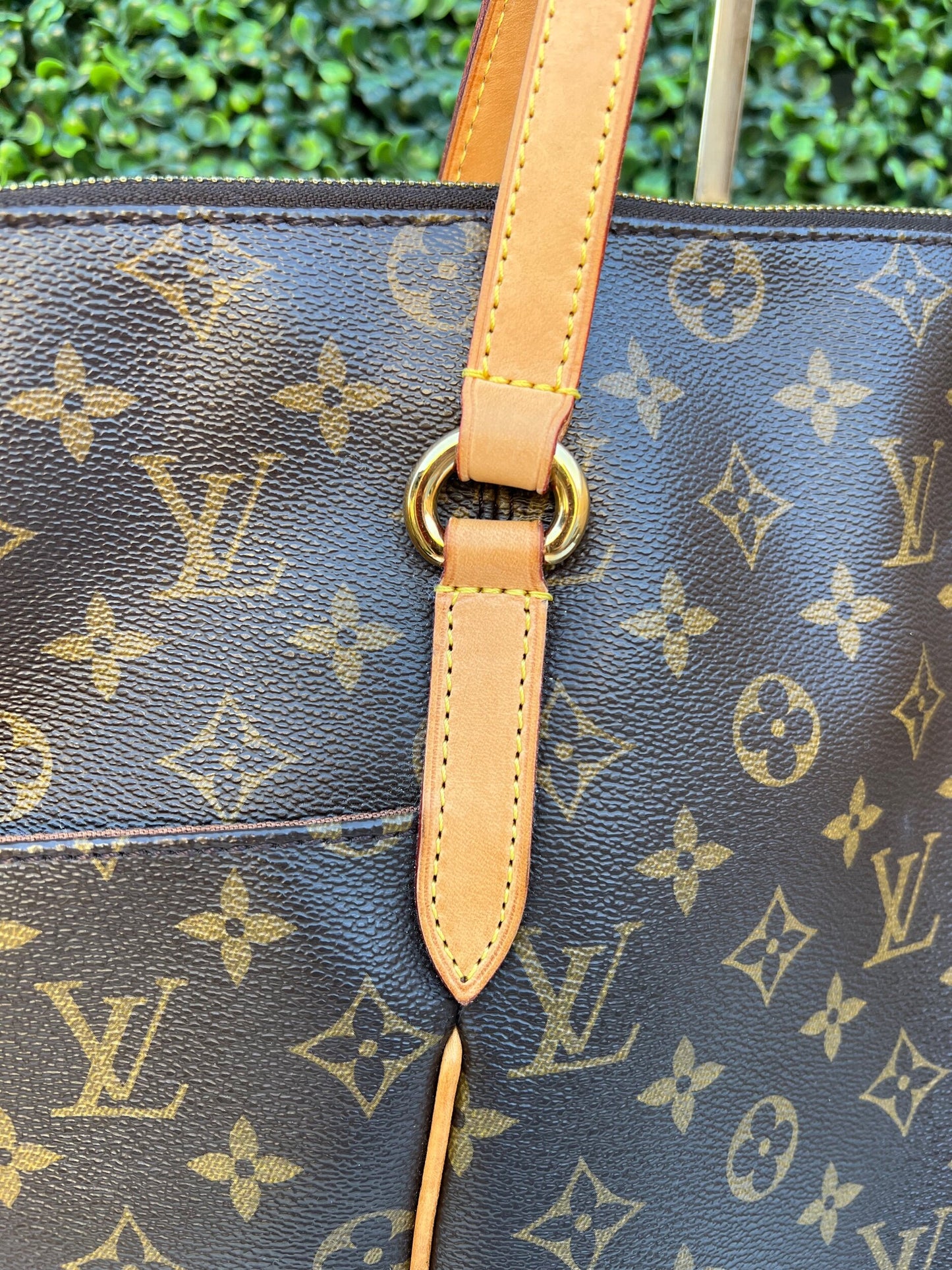 Authentic LV Monogram Totally MM Tote