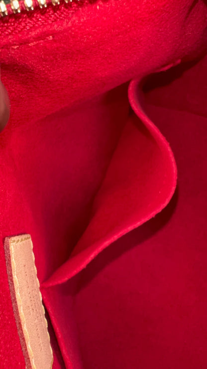 V Tote BB Cerise Leather Moogram Canvas