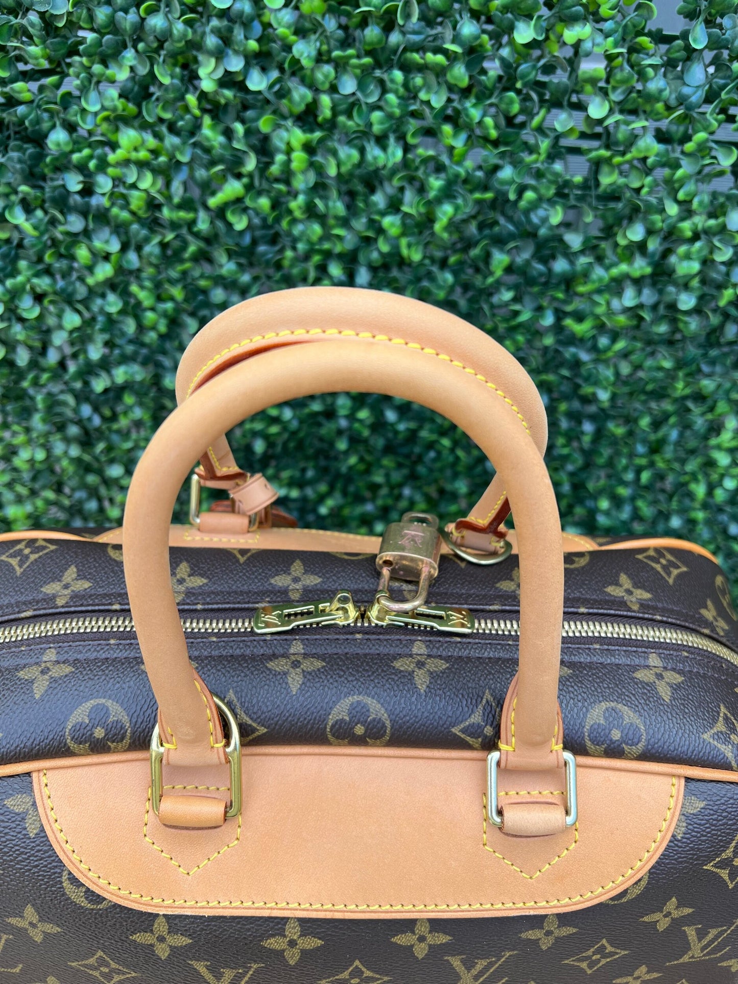 Authentic Preowned Louis Vuitton Deauville Bag
