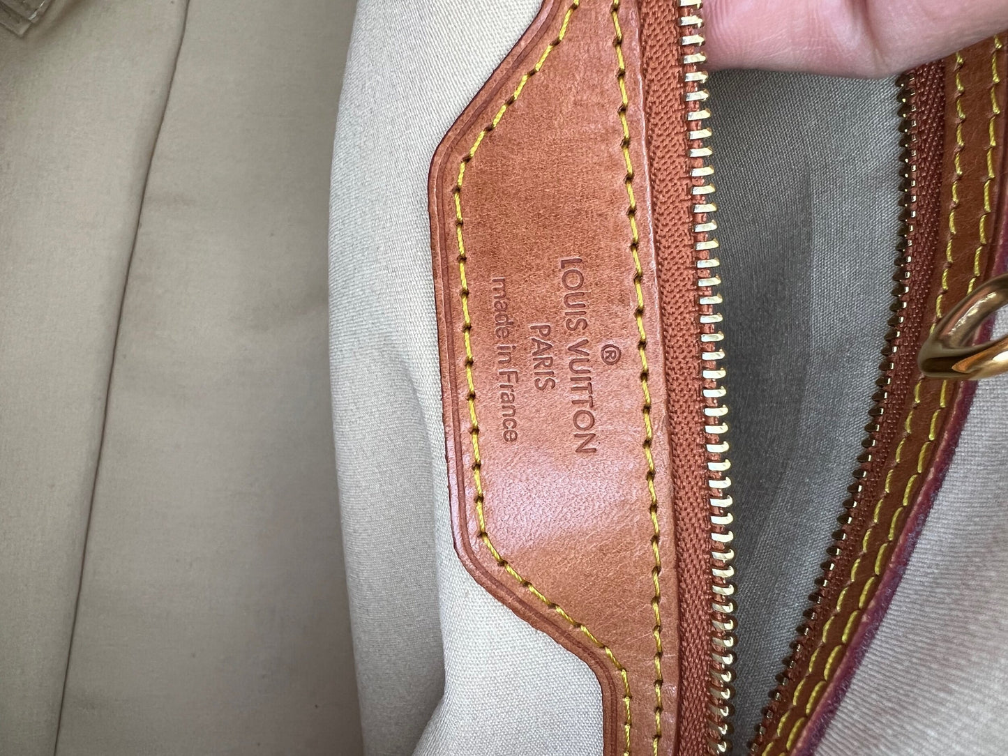 Limited Edition Gold Dentelle Batignolles