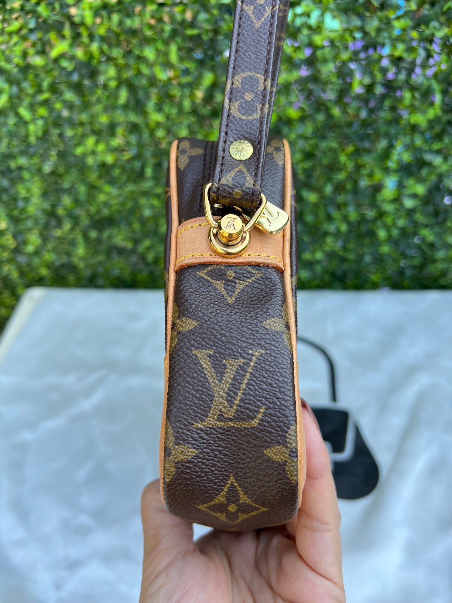 Authentic Preowned Louis Vuitton Marly Dragonne Clutch Monogram Canvas